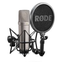 microfono de grabacion profesional de color negro y de la marca rode